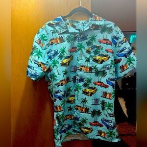 Vintage Car shirt! Size L